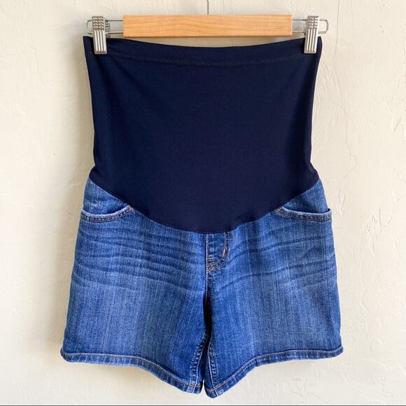 Liz‎ Lange Maternity Jean Shorts - Picture 1 of 4
